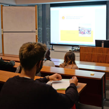 seminar room 